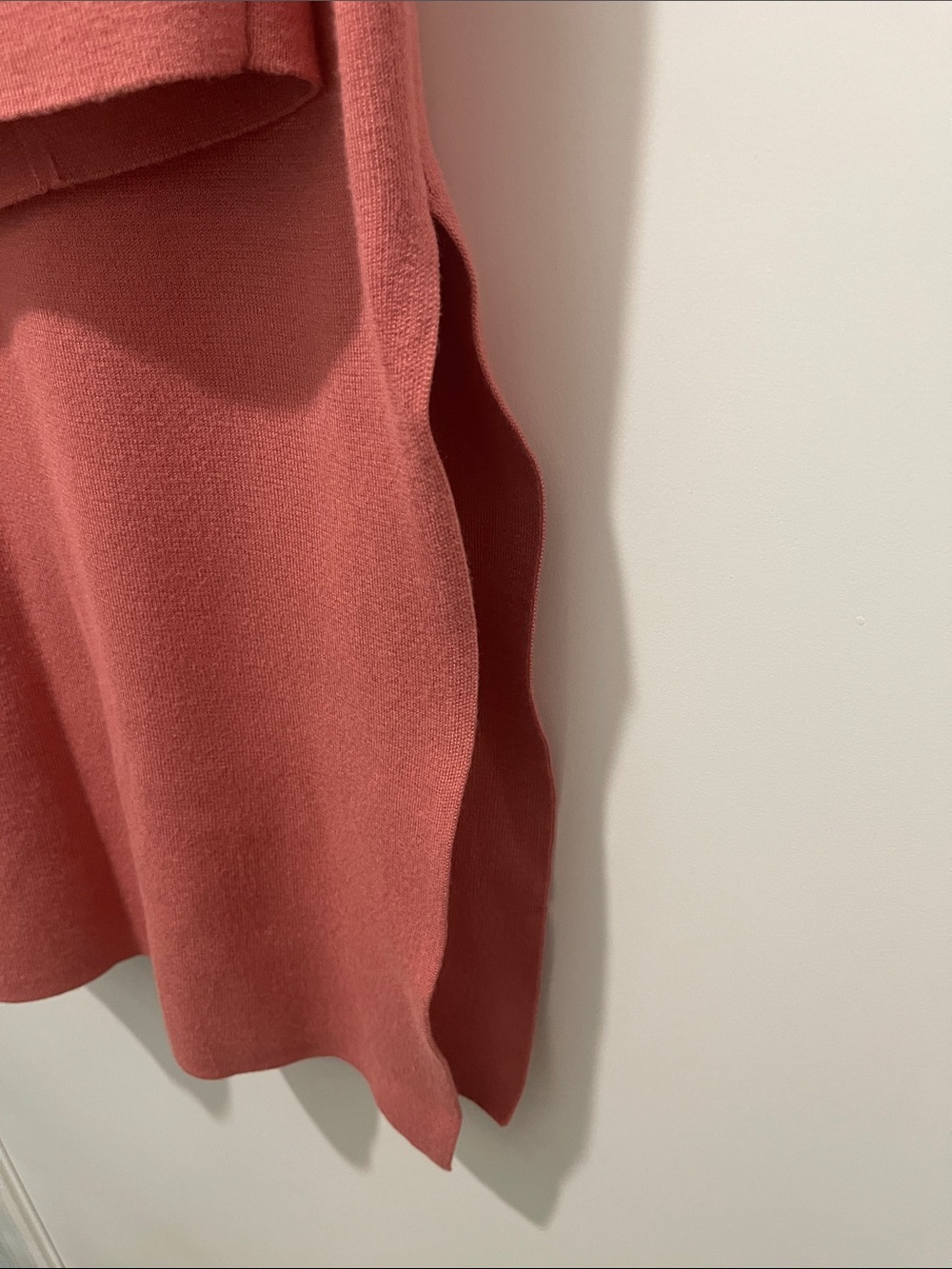 House of Harlow 1960 Coral Knit Two-Piece Skirt Set- Like New - Picture 5 of 5
